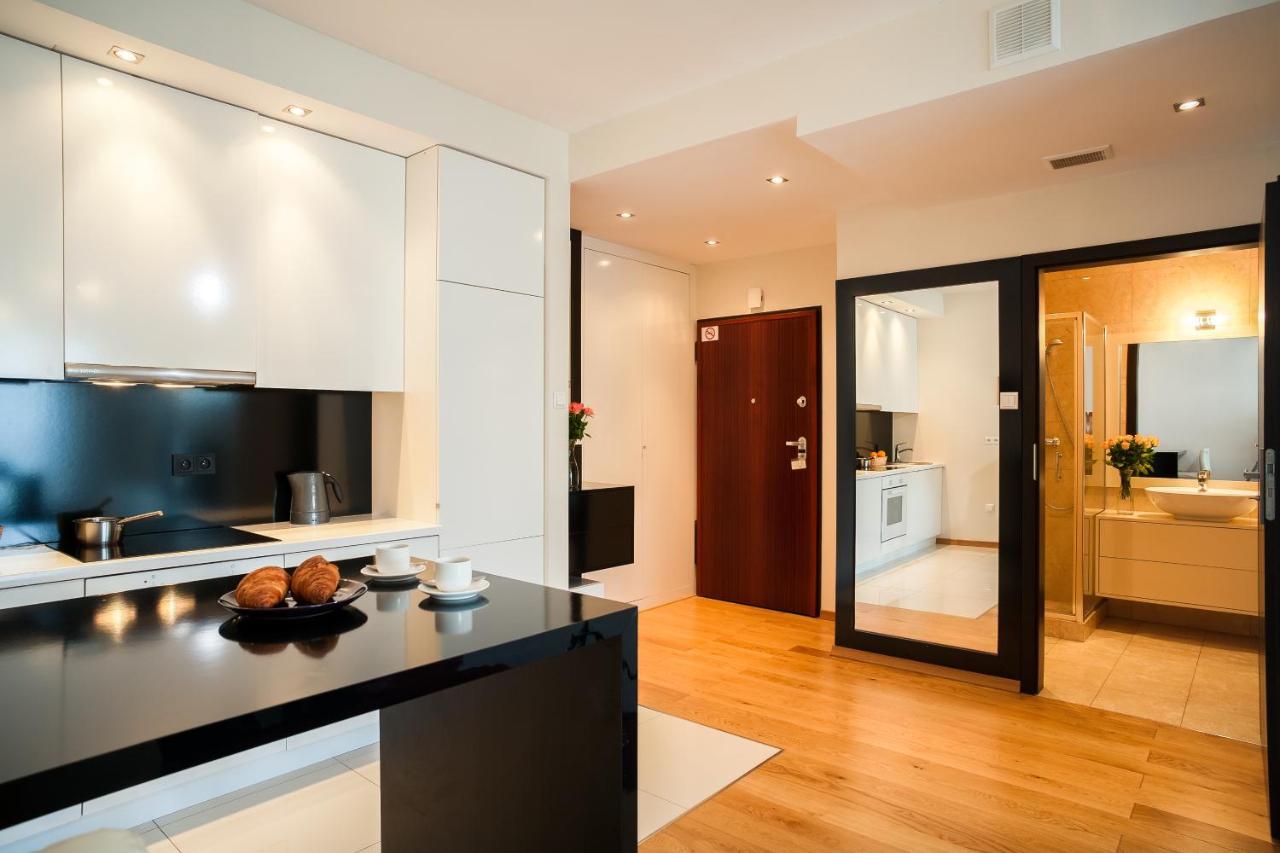 Platinum Towers Luxury Apartments Варшава Экстерьер фото